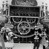 Disneyland entrance, 1985