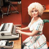 9 to 5 movie photo with Dolly Parton, 1980